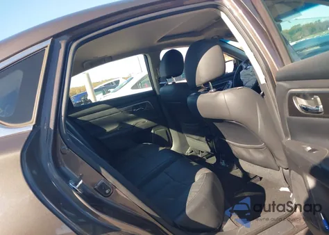 2015 Nissan Altima 2.5 Sv z USA, uszkodzony, nr VIN 1N4AL3AP4FC163921